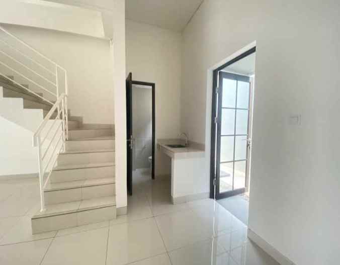 dijual ruko gudang kantor maison de wisteria metland