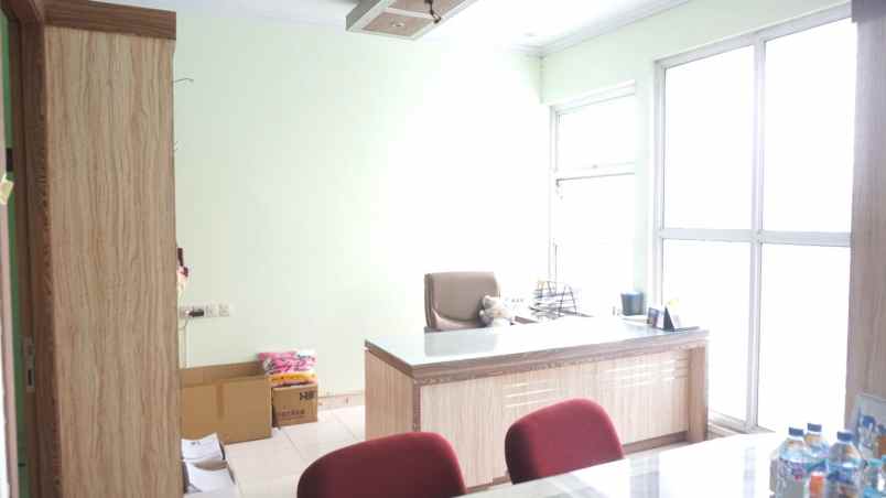 dijual ruko gudang kantor metland menteng cakung