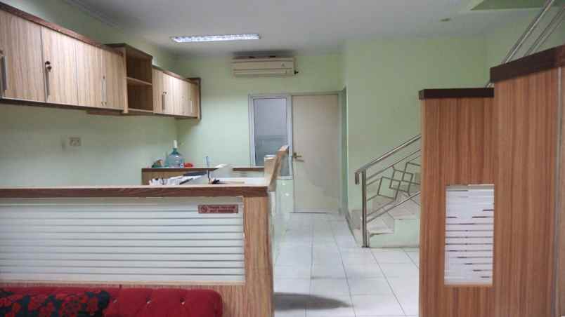 dijual ruko gudang kantor metland menteng cakung