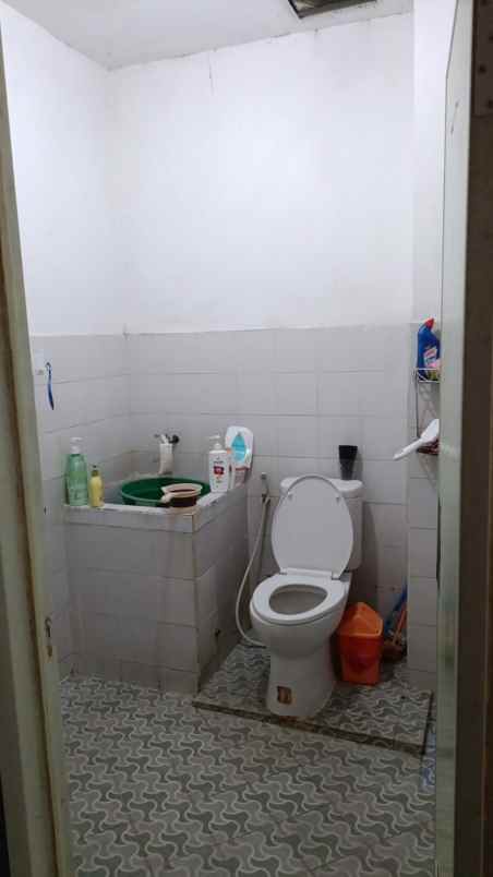 dijual ruko gudang kantor pucang anom