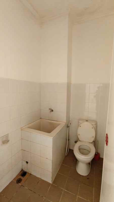 dijual ruko gudang kantor ruko grand wisata jl