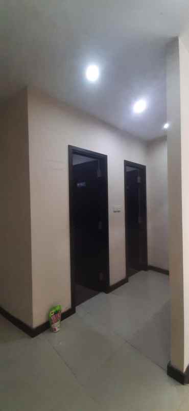 dijual ruko gudang kantor wolter monginsidi