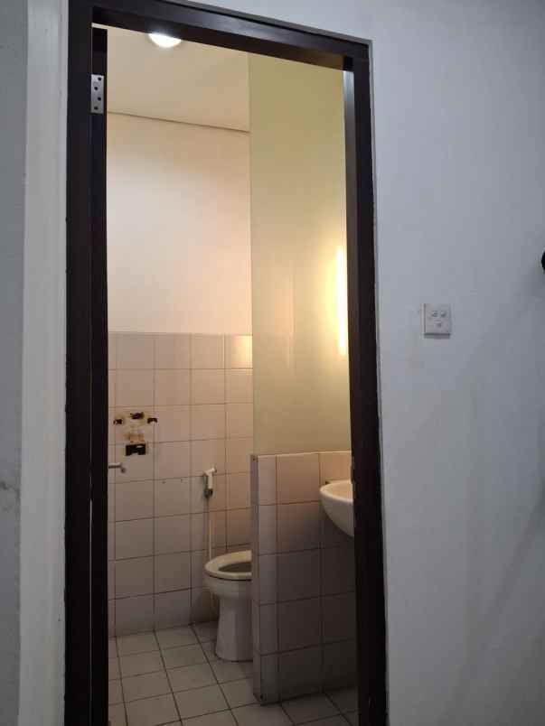 dijual ruko raya jemursari surabaya