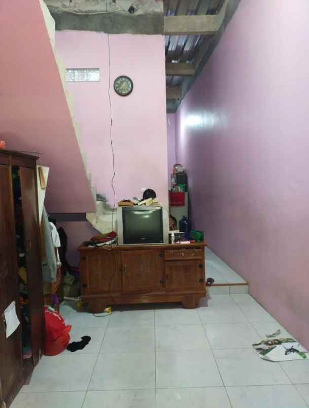 dijual rumah 2 lantai di bekasi utara