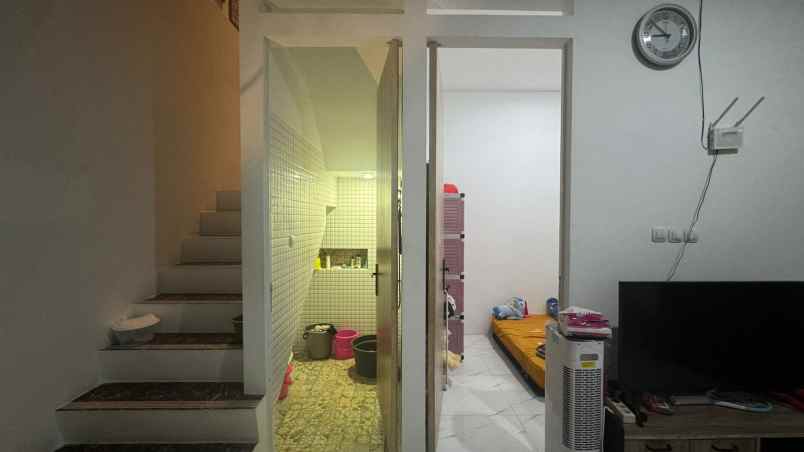 dijual rumah 2 lantai nyaman asri di cipageran cimahi