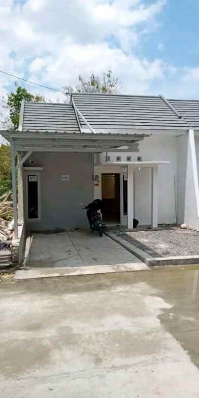 dijual rumah 3 km umy