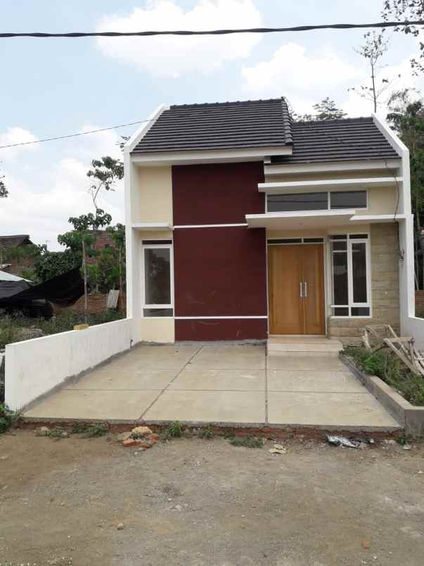 dijual rumah ampeldento pakis malang