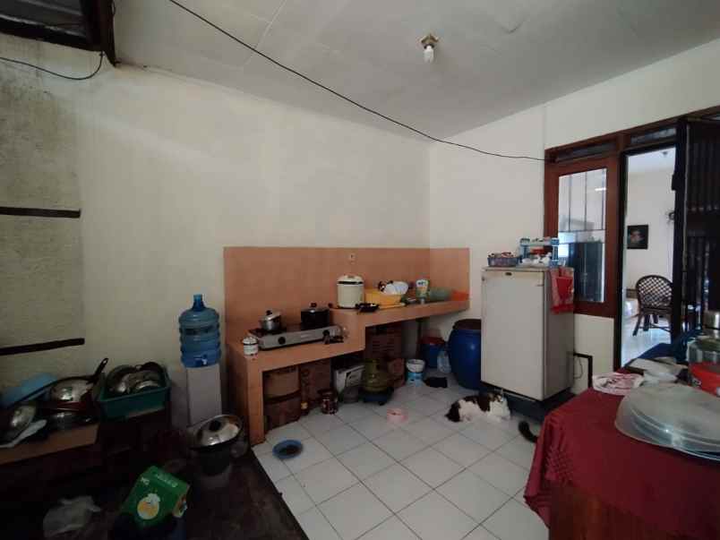 dijual rumah antapani