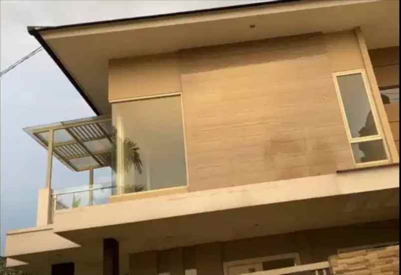 dijual rumah araya galaxy bumi permai