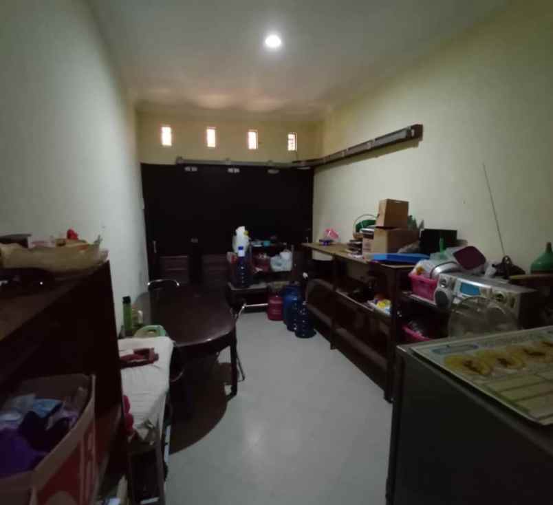 dijual rumah araya kota madya