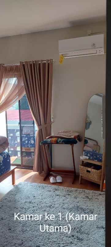 dijual rumah area grand wisata