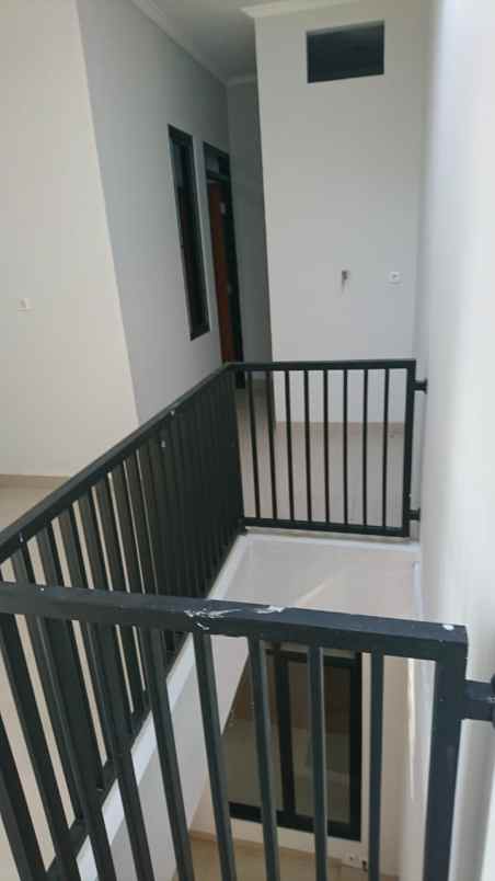 dijual rumah area mampang indah 2 jalan ta lim