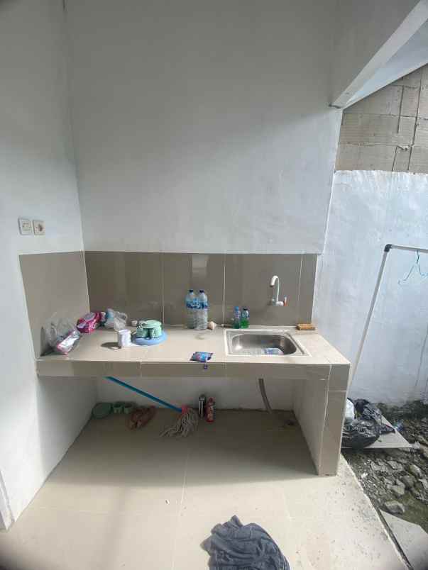 dijual rumah azura residence tarumajaya