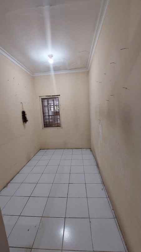 dijual rumah babatan pantai