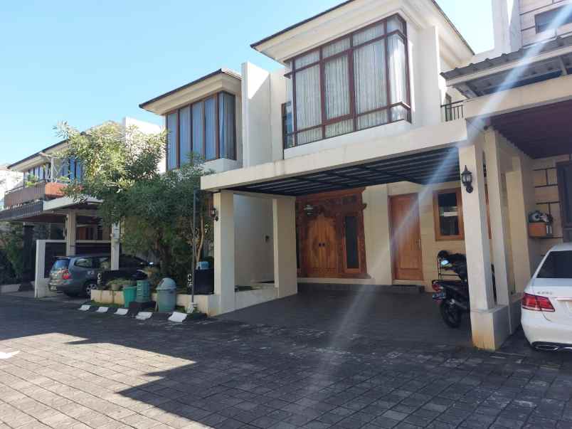 dijual rumah banguntapan