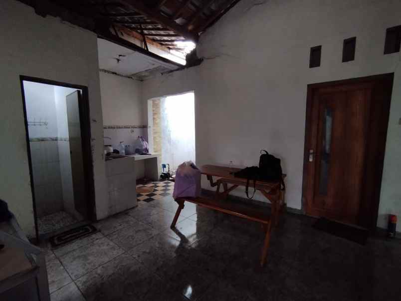 dijual rumah banyuanyar banjarsari