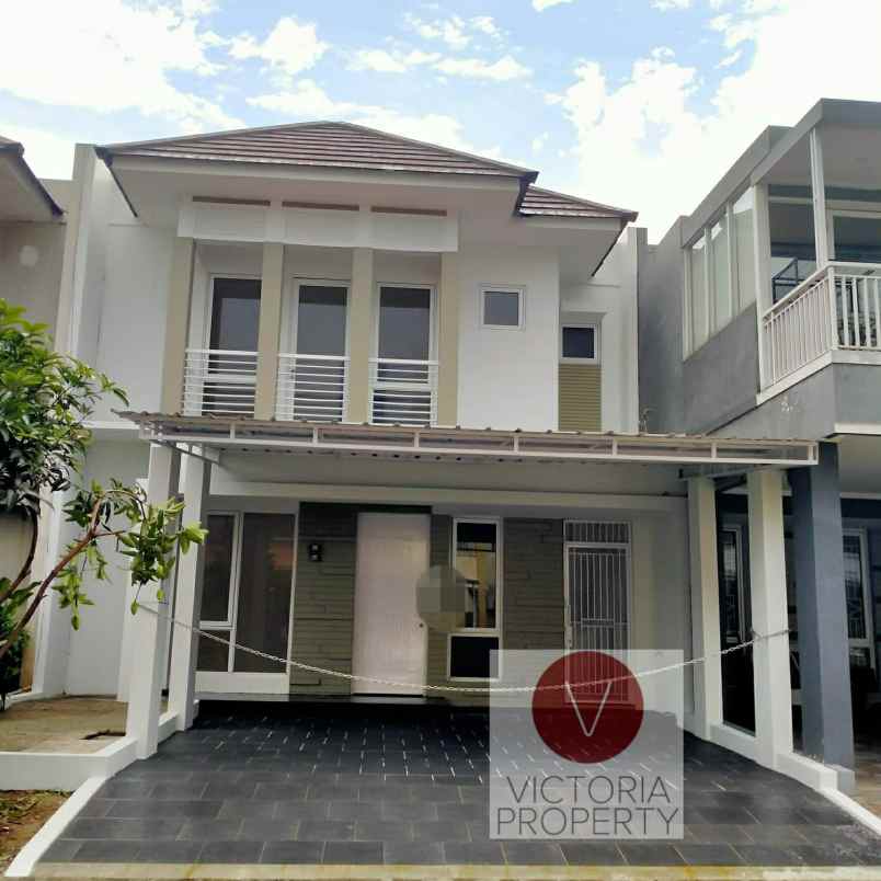 dijual rumah baru renov siap huni di kota wisata