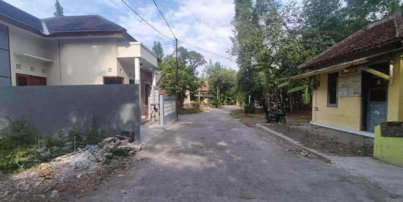 dijual rumah baru siap huni dekat masjid agung bantul