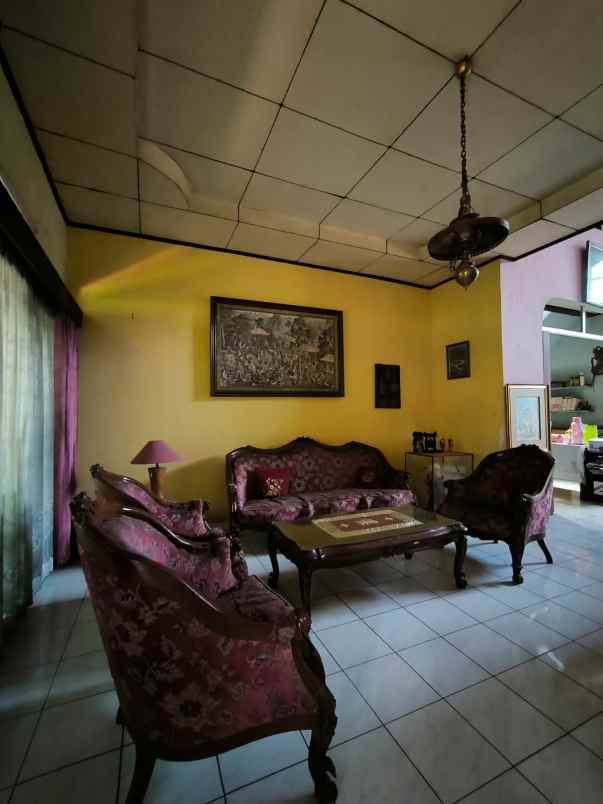 dijual rumah batu merah pejaten timur