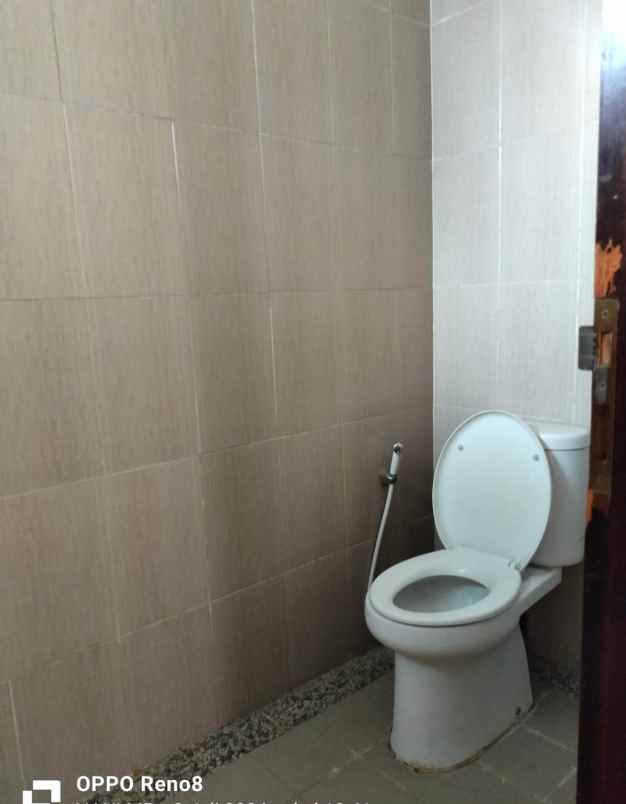 dijual rumah billabong soetta residence