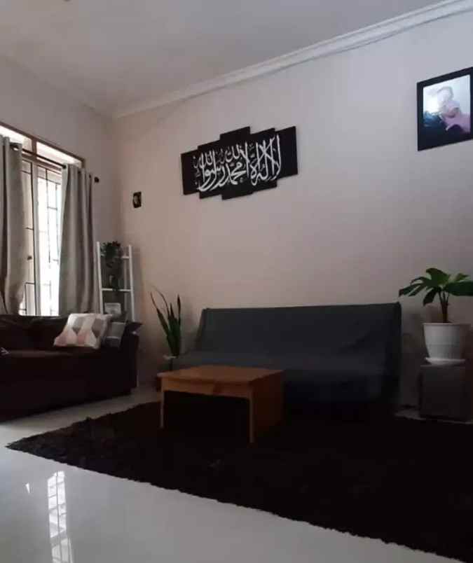 dijual rumah bintaro