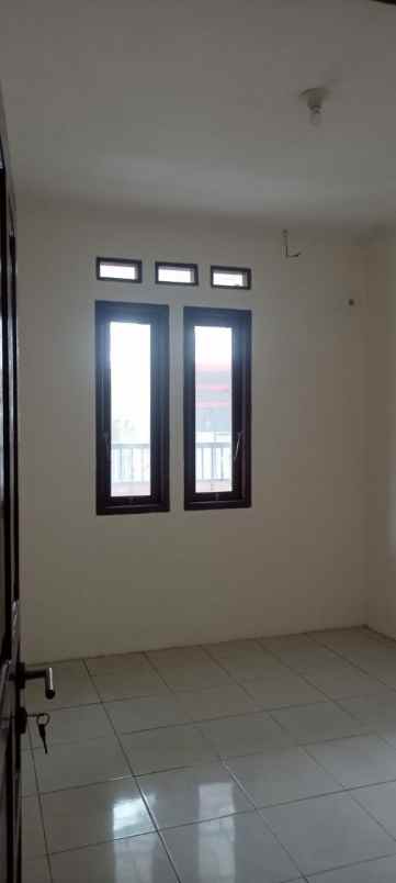 dijual rumah bintaro