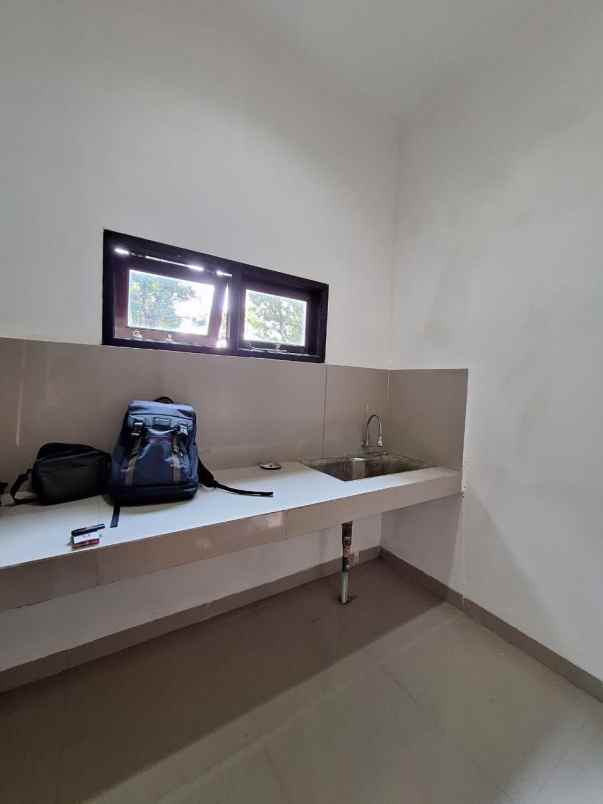 dijual rumah bintaro pondok aren