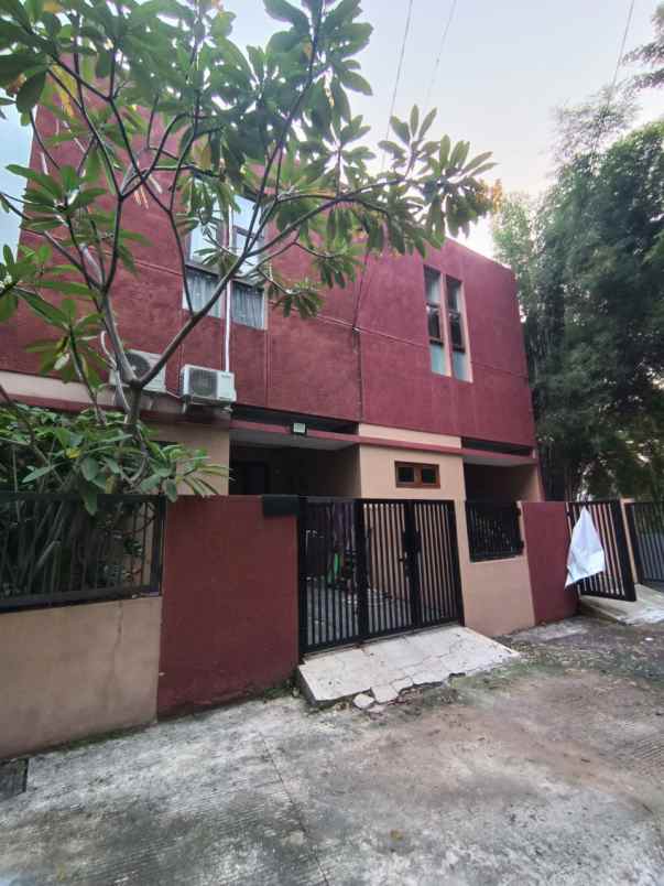 dijual rumah bintaro pondok aren