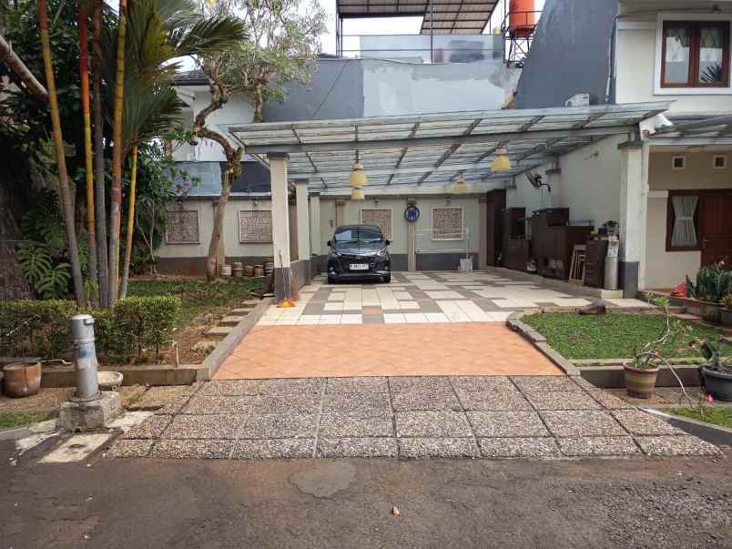 dijual rumah bintaro sektor 9
