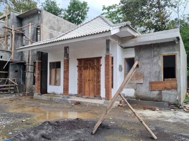 dijual rumah borobudur magelang jawa tengah