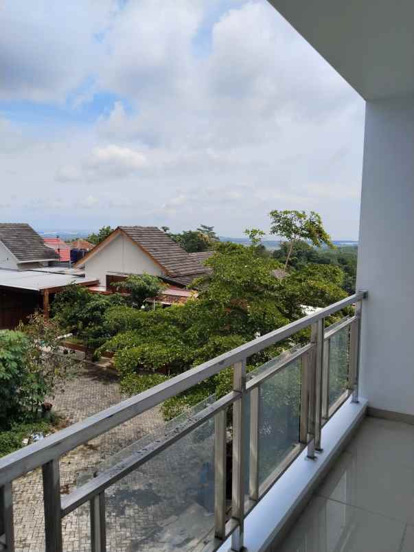 dijual rumah bringin ngaliyan