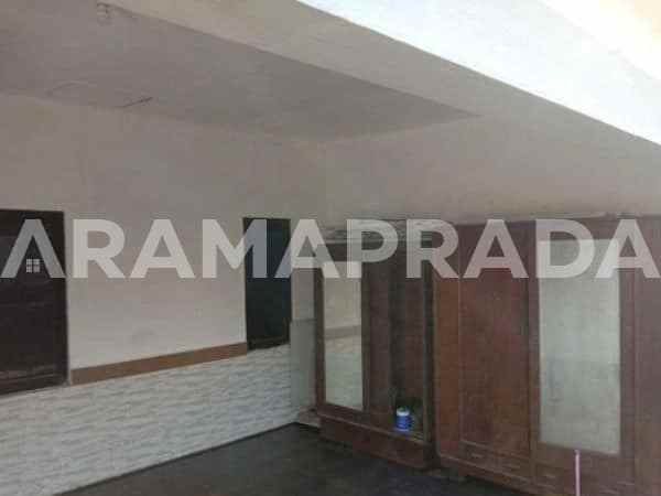 dijual rumah buana raya