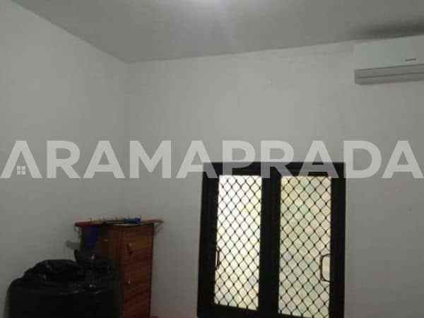 dijual rumah buana raya