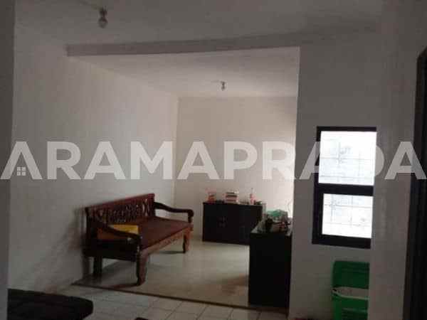 dijual rumah buana raya