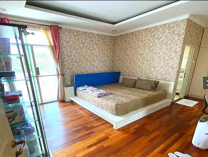 dijual rumah bukit golf mediterania