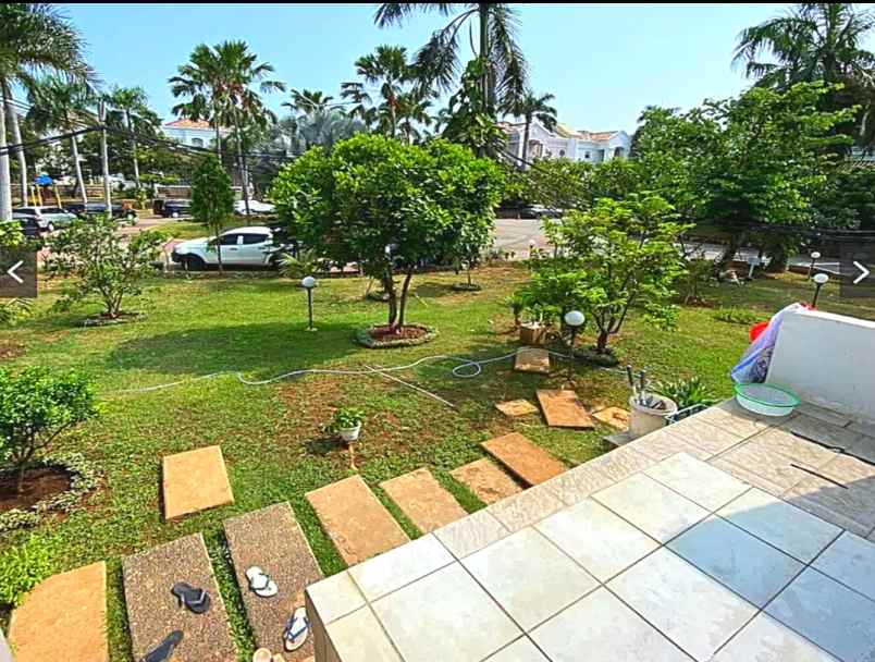 dijual rumah bukit golf mediterania