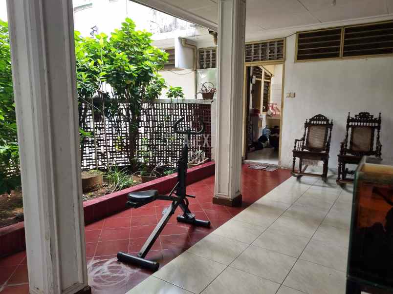 dijual rumah cempaka putih timur