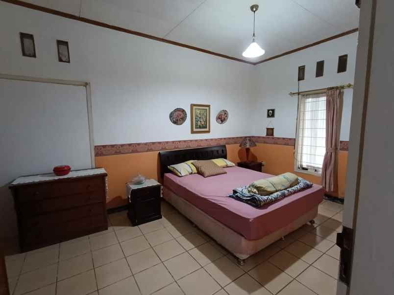 dijual rumah ciawitali