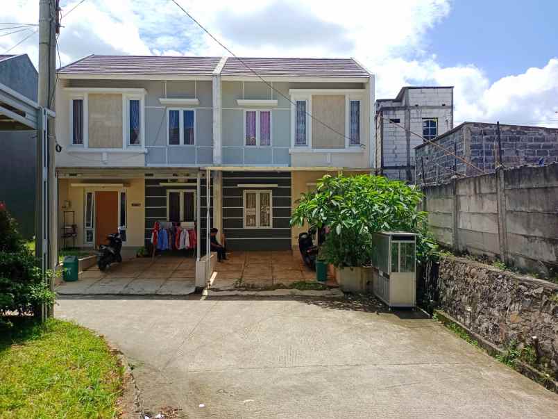 dijual rumah cibinong bogor perumahan