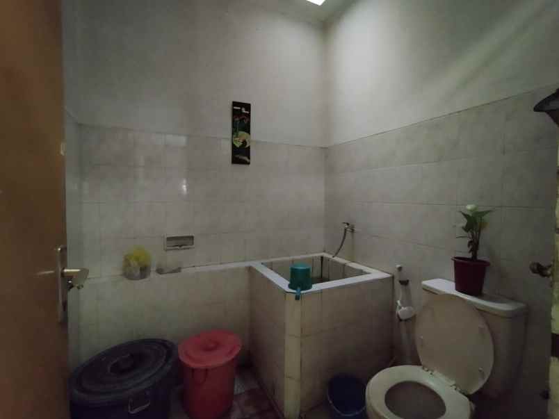 dijual rumah cigadung