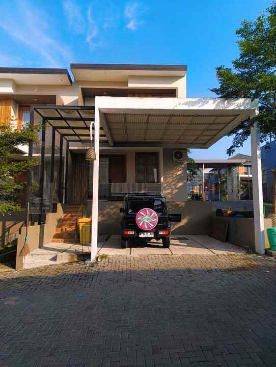 dijual rumah cigadung dago bandung