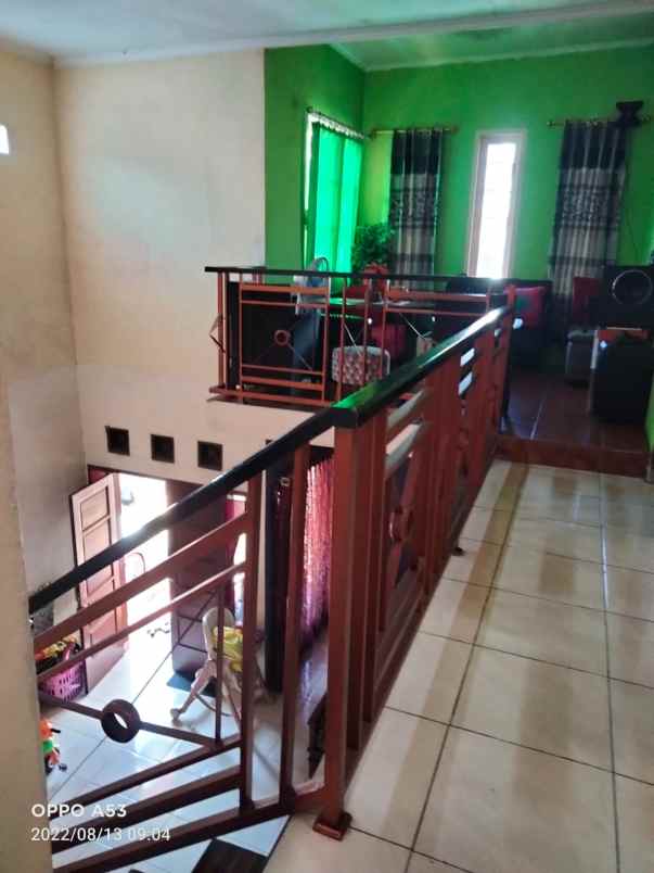 dijual rumah cihanjuang