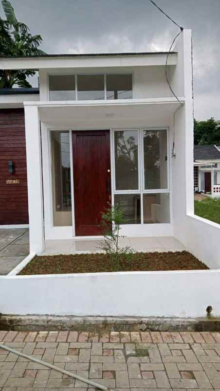 dijual rumah ciherang