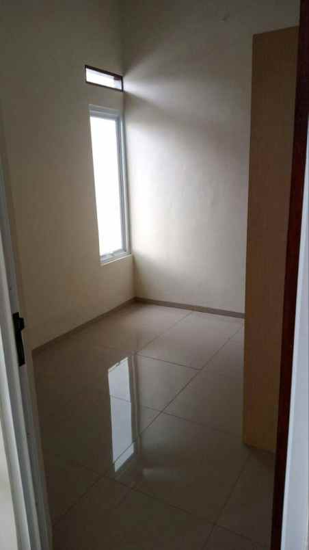 dijual rumah ciherang