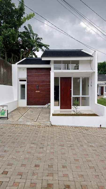 dijual rumah ciherang