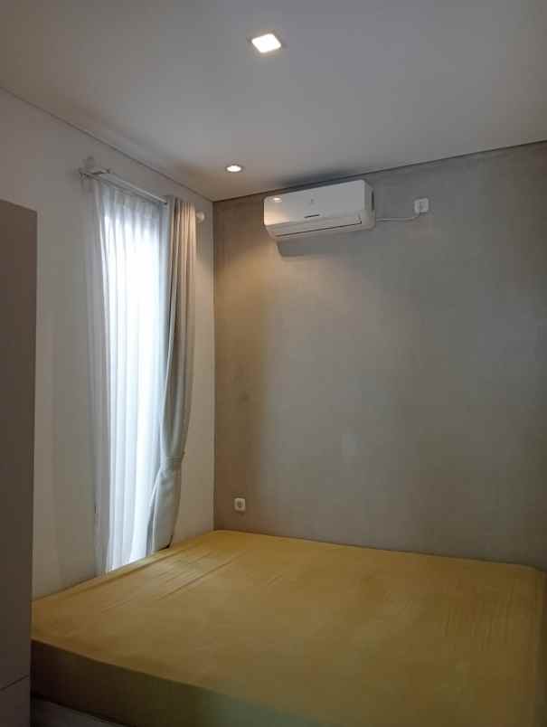 dijual rumah cikutra atas bandung