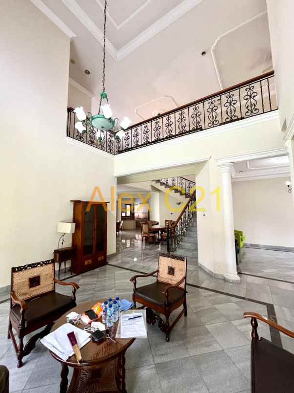 dijual rumah cilandak timur pasar