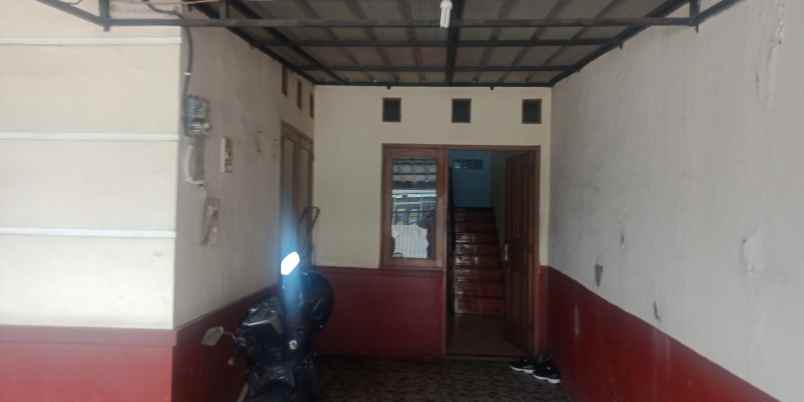 dijual rumah cipayung