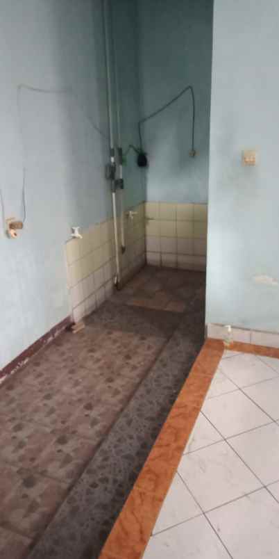 dijual rumah cipayung