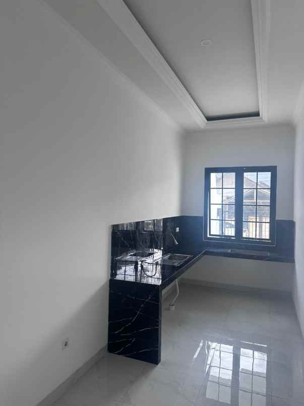 dijual rumah cipinang cempedak